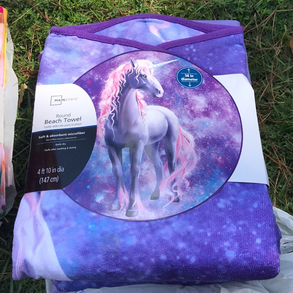 Round Beach towel 4ft 10 in